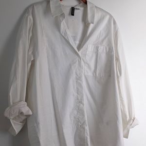 NWT H&M Divided oversized white button down S